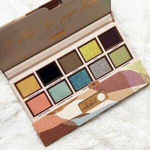 Alamar‎ Cosmetics Destino Eyeshadow Palette